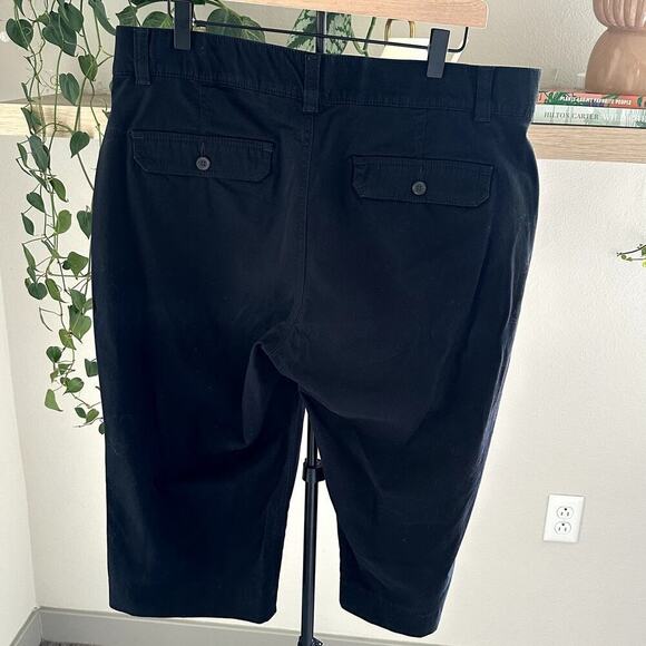 Dockers Women Black Surefit Capri Pants Size 16 Stretch Casual Work Travel NWT - Picture 2 of 10